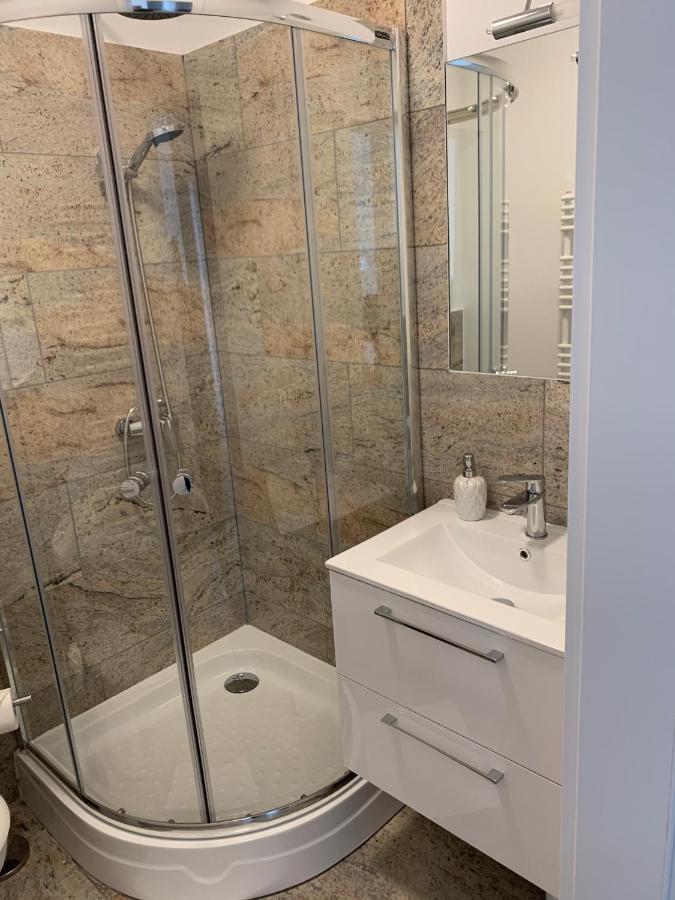 Apartament Walczaka 11 Miejsce Parkingowe 고르주프비엘코폴스키 외부 사진